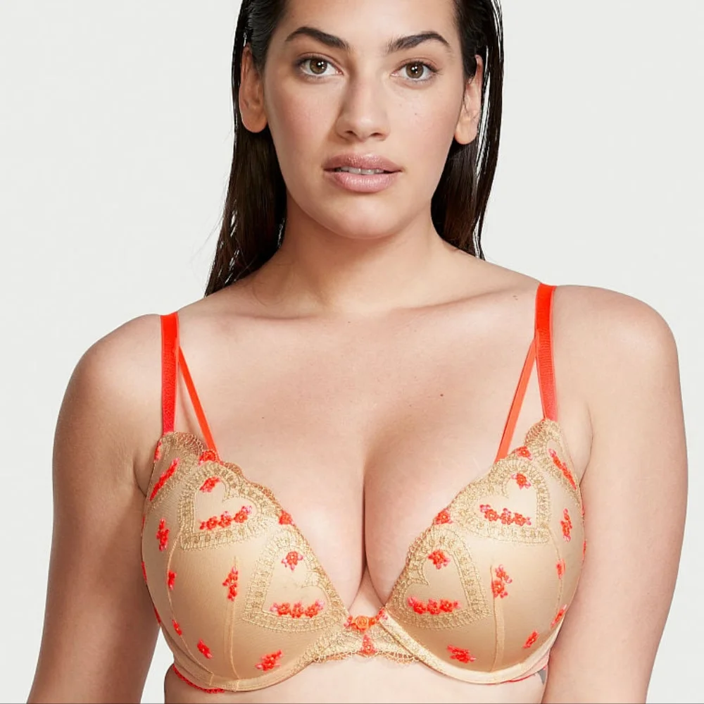 Victoria's Secret 36DD Sexy Push Up Bra β£οΈ BRAND NEW - Picture 2 of 6